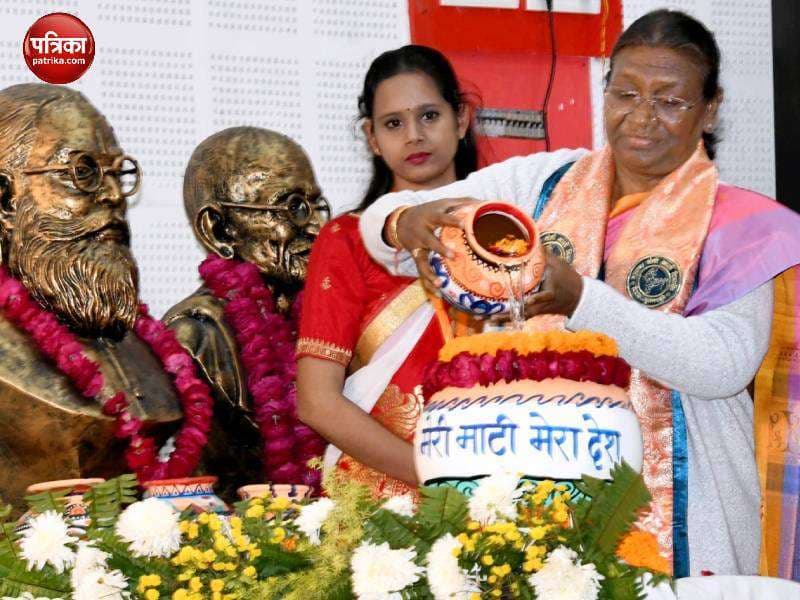 president_of_india_in_varanasi_6.jpg