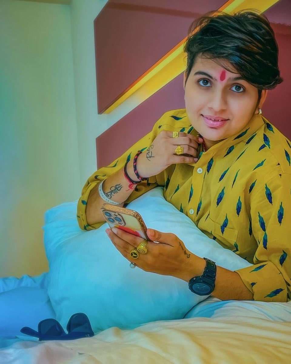 social_media_influencer_ratan_chauhan.jpg