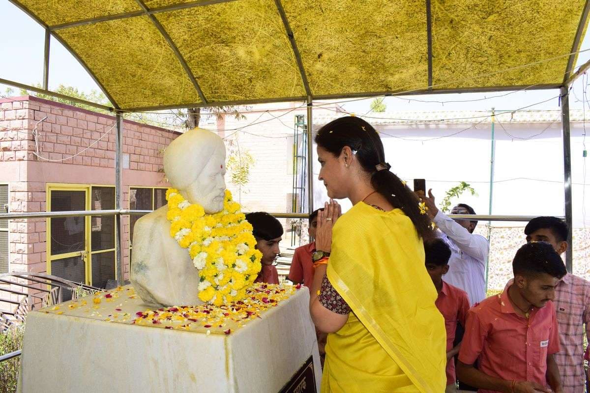 चौधरी रामदान समाज के आदर्श, घर-घर हो उनकी तस्वीर