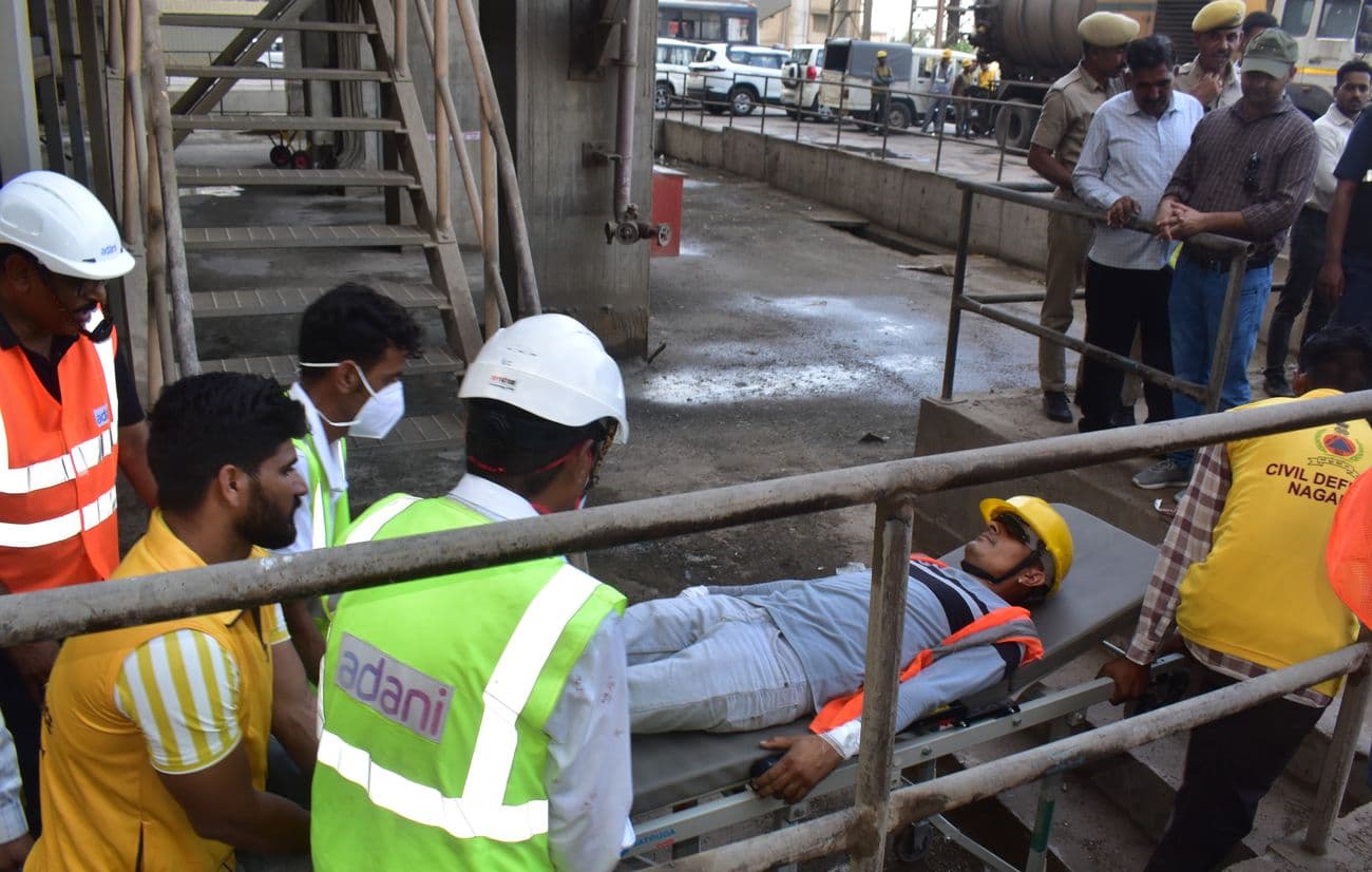 Mock Flop: Franchise on air strike, specialty police catch hold of danadnati mouse and rescue team