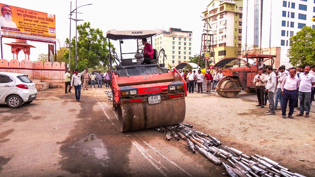 Road rollers end all the silencer 