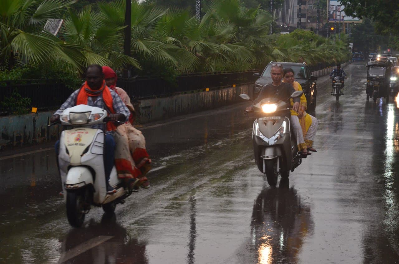 CG Weather Update: बारिश से किसानों को राहत, अब खेती में आएगी तेजी...