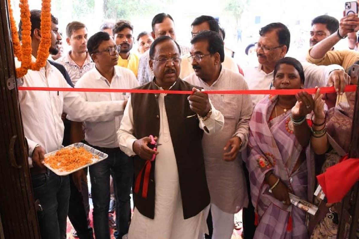 CG News: कृषि मंत्री नेताम ने नवीन तहसील कार्यालय भवन का किया उद्घाटन, की ये बड़ी घोषणा, देखें तस्वीरें

