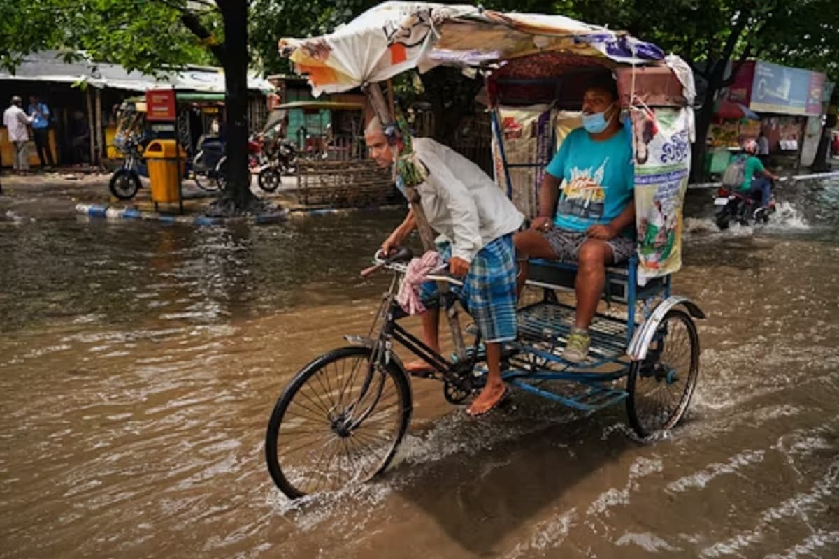 अगले 5 दिन होगी झमाझम बारिश, IMD ने जारी किया अलर्ट, आज इन 26 जिलों में कहर बरपाएगा मौसम
