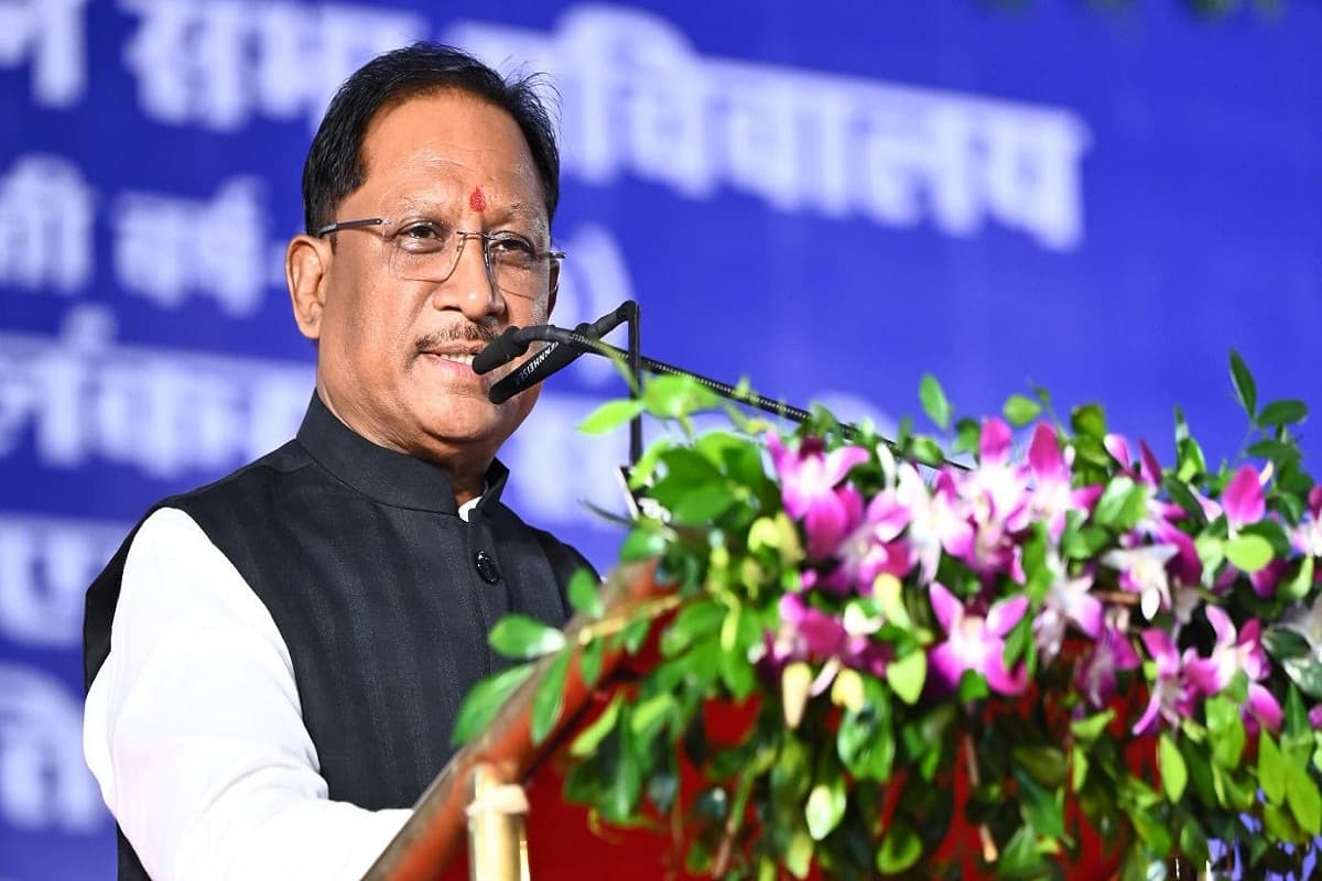 CG News: CM साय ने मैदानी स्वास्थ्य अमले के लिए 151 नए वाहनों को दिखाई हरी झंडी, कही ये बात, देखें तस्वीरें

