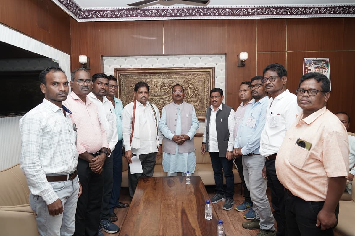 CG News: कृषि मंत्री नेताम ने नवीन तहसील कार्यालय भवन का किया उद्घाटन, की ये बड़ी घोषणा, देखें तस्वीरें
