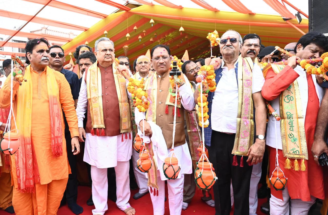 श्रावण मास में CM ने किया रूद्राभिषेक, कहा- छत्तीसगढ़ पर बनी रहे भोलेनाथ की कृपा, Photo...